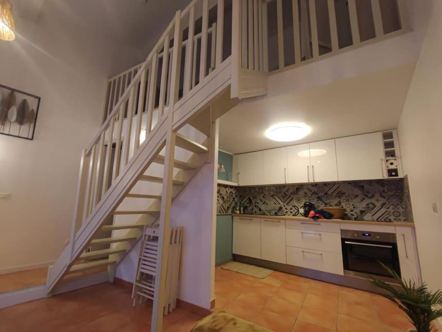 Appartement Cosy 2/4 Personnes La Roquebrussanne Exterior photo
